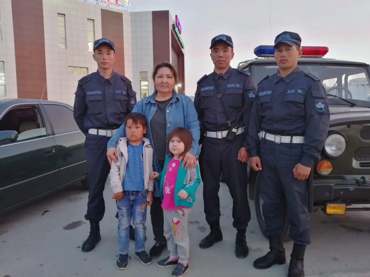 Военнослужащие нашли детей