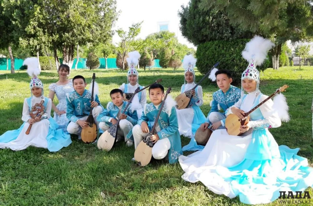 Ансамбль «Жас Дәурен»