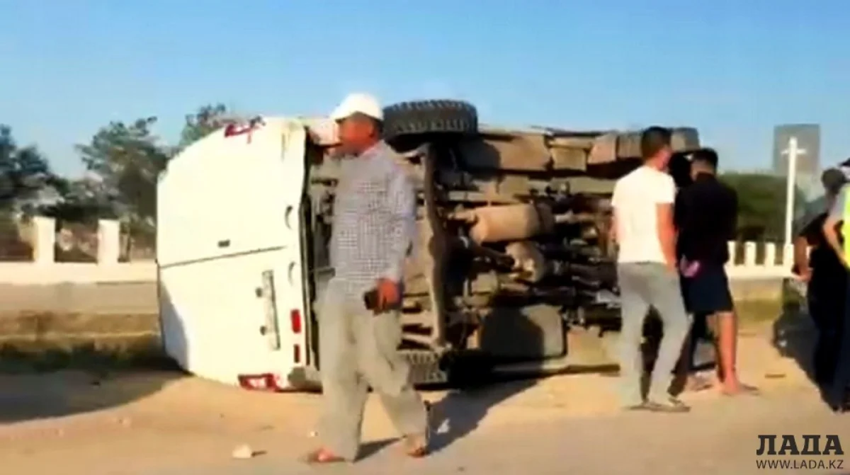 Кадр видео||news_pic_more|<!--TBegin--><a href="https://www.lada.kz/uploads/posts/2019-06/1559564471_5b966553-b7c6-49cc-9172-964a9bb4c125.jpg" onclick="return hs.expand(this)" ><img align="left" src="https://www.lada.kz/uploads/posts/2019-06/thumbs/1559564471_5b966553-b7c6-49cc-9172-964a9bb4c125.jpg" alt='ДТП у некрополя Кошкар-Ата: Пострадали ребенок и трое взрослых' title='ДТП у некрополя Кошкар-Ата: Пострадали ребенок и трое взрослых'  /></a><!--TEnd--><br /><!--TBegin--><a href="https://www.lada.kz/uploads/posts/2019-06/1559564455_4299bcf4-c3de-43ec-8d00-21b2738633dc.jpg" onclick="return hs.expand(this)" ><img align="left" src="https://www.lada.kz/uploads/posts/2019-06/thumbs/1559564455_4299bcf4-c3de-43ec-8d00-21b2738633dc.jpg" alt='ДТП у некрополя Кошкар-Ата: Пострадали ребенок и трое взрослых' title='ДТП у некрополя Кошкар-Ата: Пострадали ребенок и трое взрослых'  /></a><!--TEnd--><br /><!--TBegin--><a href="https://www.lada.kz/uploads/posts/2019-06/1559564467_348918cd-935a-4cfb-a64a-a9f5db5cf0f6.jpg" onclick="return hs.expand(this)" ><img align="left" src="https://www.lada.kz/uploads/posts/2019-06/thumbs/1559564467_348918cd-935a-4cfb-a64a-a9f5db5cf0f6.jpg" alt='ДТП у некрополя Кошкар-Ата: Пострадали ребенок и трое взрослых' title='ДТП у некрополя Кошкар-Ата: Пострадали ребенок и трое взрослых'  /></a><!--TEnd--><br /><!--TBegin--><a href="https://www.lada.kz/uploads/posts/2019-06/1559564485_c084f756-b77b-4dee-96d4-91b6badaf1e7.jpg" onclick="return hs.expand(this)" ><img align="left" src="https://www.lada.kz/uploads/posts/2019-06/thumbs/1559564485_c084f756-b77b-4dee-96d4-91b6badaf1e7.jpg" alt='ДТП у некрополя Кошкар-Ата: Пострадали ребенок и трое взрослых' title='ДТП у некрополя Кошкар-Ата: Пострадали ребенок и трое взрослых'  /></a><!--TEnd--><br />