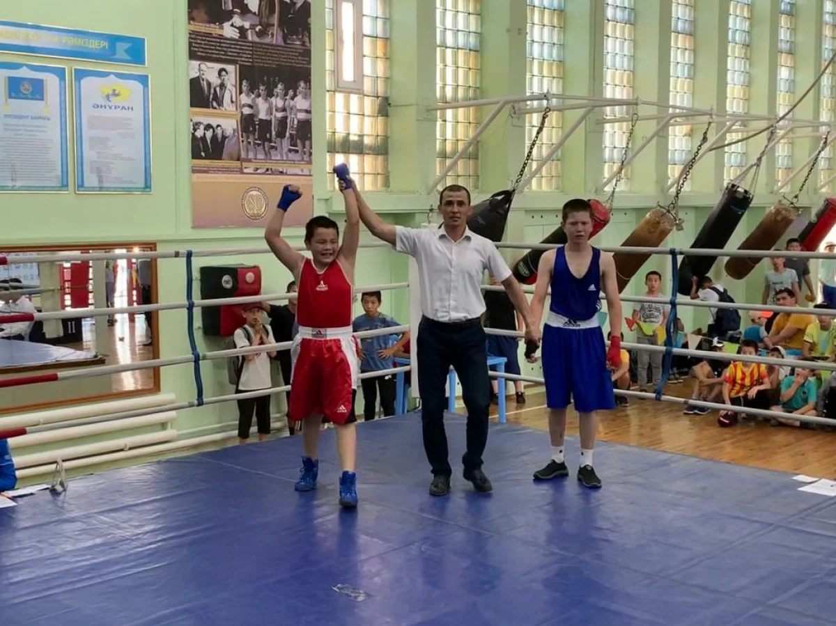 Победители турнира. Фото предоставлено пресс-службой Федерации бокса Мангистауской области