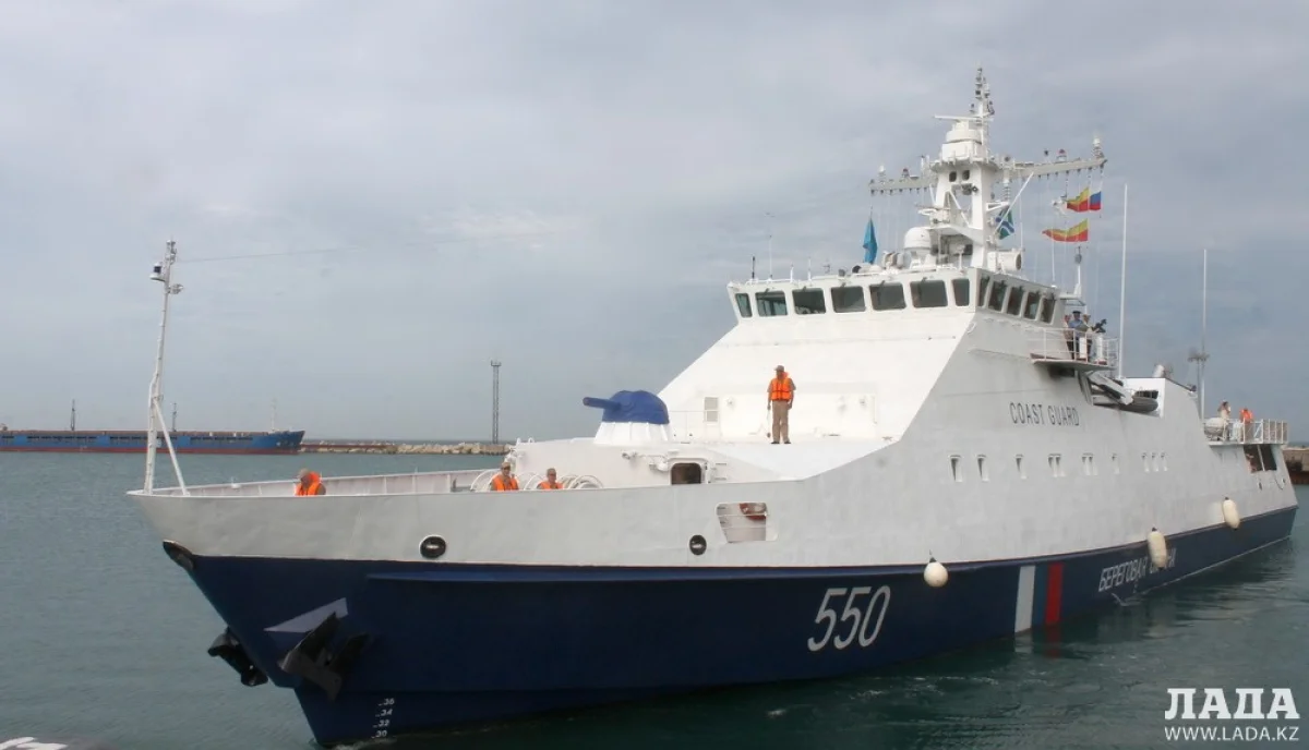 Прибытие пограничного корабля «Бриллиант». Фото автора