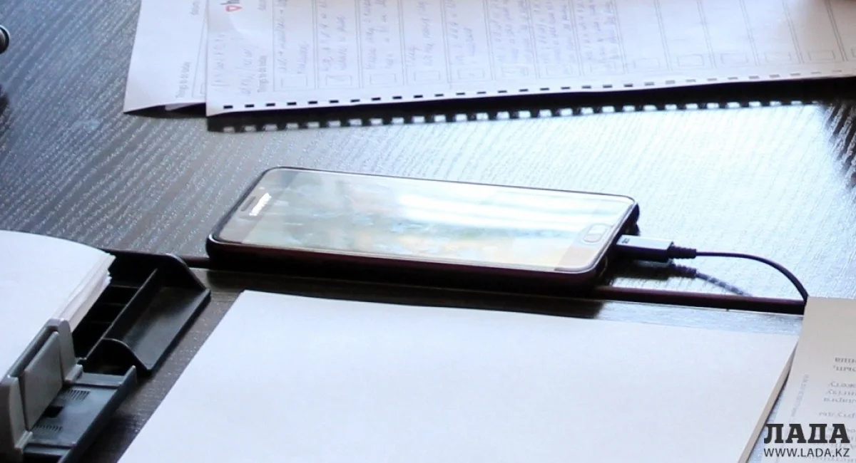 Смартфон на рабочем месте||news_pic_more|<!--TBegin--><a href="https://www.lada.kz/uploads/posts/2019-06/1560937497_smartfony-1.jpg" onclick="return hs.expand(this)" ><img align="left" src="https://www.lada.kz/uploads/posts/2019-06/thumbs/1560937497_smartfony-1.jpg" alt='В Актау госслужащих привлекут к ответственности за использование смартфонов на работе' title='В Актау госслужащих привлекут к ответственности за использование смартфонов на работе'  /></a><!--TEnd--><br /><!--TBegin--><a href="https://www.lada.kz/uploads/posts/2019-06/1560937511_smartfony-2.jpg" onclick="return hs.expand(this)" ><img align="left" src="https://www.lada.kz/uploads/posts/2019-06/thumbs/1560937511_smartfony-2.jpg" alt='В Актау госслужащих привлекут к ответственности за использование смартфонов на работе' title='В Актау госслужащих привлекут к ответственности за использование смартфонов на работе'  /></a><!--TEnd--><br /><!--TBegin--><a href="https://www.lada.kz/uploads/posts/2019-06/1560937509_smartfony-3.jpg" onclick="return hs.expand(this)" ><img align="left" src="https://www.lada.kz/uploads/posts/2019-06/thumbs/1560937509_smartfony-3.jpg" alt='В Актау госслужащих привлекут к ответственности за использование смартфонов на работе' title='В Актау госслужащих привлекут к ответственности за использование смартфонов на работе'  /></a><!--TEnd--><br /><!--TBegin--><a href="https://www.lada.kz/uploads/posts/2019-06/1560937470_smartfony-4.jpg" onclick="return hs.expand(this)" ><img align="left" src="https://www.lada.kz/uploads/posts/2019-06/thumbs/1560937470_smartfony-4.jpg" alt='В Актау госслужащих привлекут к ответственности за использование смартфонов на работе' title='В Актау госслужащих привлекут к ответственности за использование смартфонов на работе'  /></a><!--TEnd--><br /><!--TBegin--><a href="https://www.lada.kz/uploads/posts/2019-06/1560937541_smartfony-5.jpg" onclick="return hs.expand(this)" ><img align="left" src="https://www.lada.kz/uploads/posts/2019-06/thumbs/1560937541_smartfony-5.jpg" alt='В Актау госслужащих привлекут к ответственности за использование смартфонов на работе' title='В Актау госслужащих привлекут к ответственности за использование смартфонов на работе'  /></a><!--TEnd--><br /><!--TBegin--><a href="https://www.lada.kz/uploads/posts/2019-06/1560937502_smartfony-6.jpg" onclick="return hs.expand(this)" ><img align="left" src="https://www.lada.kz/uploads/posts/2019-06/thumbs/1560937502_smartfony-6.jpg" alt='В Актау госслужащих привлекут к ответственности за использование смартфонов на работе' title='В Актау госслужащих привлекут к ответственности за использование смартфонов на работе'  /></a><!--TEnd--><br /><!--TBegin--><a href="https://www.lada.kz/uploads/posts/2019-06/1560937552_smartfony-8.jpg" onclick="return hs.expand(this)" ><img align="left" src="https://www.lada.kz/uploads/posts/2019-06/thumbs/1560937552_smartfony-8.jpg" alt='В Актау госслужащих привлекут к ответственности за использование смартфонов на работе' title='В Актау госслужащих привлекут к ответственности за использование смартфонов на работе'  /></a><!--TEnd--><br /><!--TBegin--><a href="https://www.lada.kz/uploads/posts/2019-06/1560937485_smartfony-9.jpg" onclick="return hs.expand(this)" ><img align="left" src="https://www.lada.kz/uploads/posts/2019-06/thumbs/1560937485_smartfony-9.jpg" alt='В Актау госслужащих привлекут к ответственности за использование смартфонов на работе' title='В Актау госслужащих привлекут к ответственности за использование смартфонов на работе'  /></a><!--TEnd--><br /><!--TBegin--><a href="https://www.lada.kz/uploads/posts/2019-06/1560937559_smartfony-10.jpg" onclick="return hs.expand(this)" ><img align="left" src="https://www.lada.kz/uploads/posts/2019-06/thumbs/1560937559_smartfony-10.jpg" alt='В Актау госслужащих привлекут к ответственности за использование смартфонов на работе' title='В Актау госслужащих привлекут к ответственности за использование смартфонов на работе'  /></a><!--TEnd--><br /><!--TBegin--><a href="https://www.lada.kz/uploads/posts/2019-06/1560937527_smartfony-11.jpg" onclick="return hs.expand(this)" ><img align="left" src="https://www.lada.kz/uploads/posts/2019-06/thumbs/1560937527_smartfony-11.jpg" alt='В Актау госслужащих привлекут к ответственности за использование смартфонов на работе' title='В Актау госслужащих привлекут к ответственности за использование смартфонов на работе'  /></a><!--TEnd-->