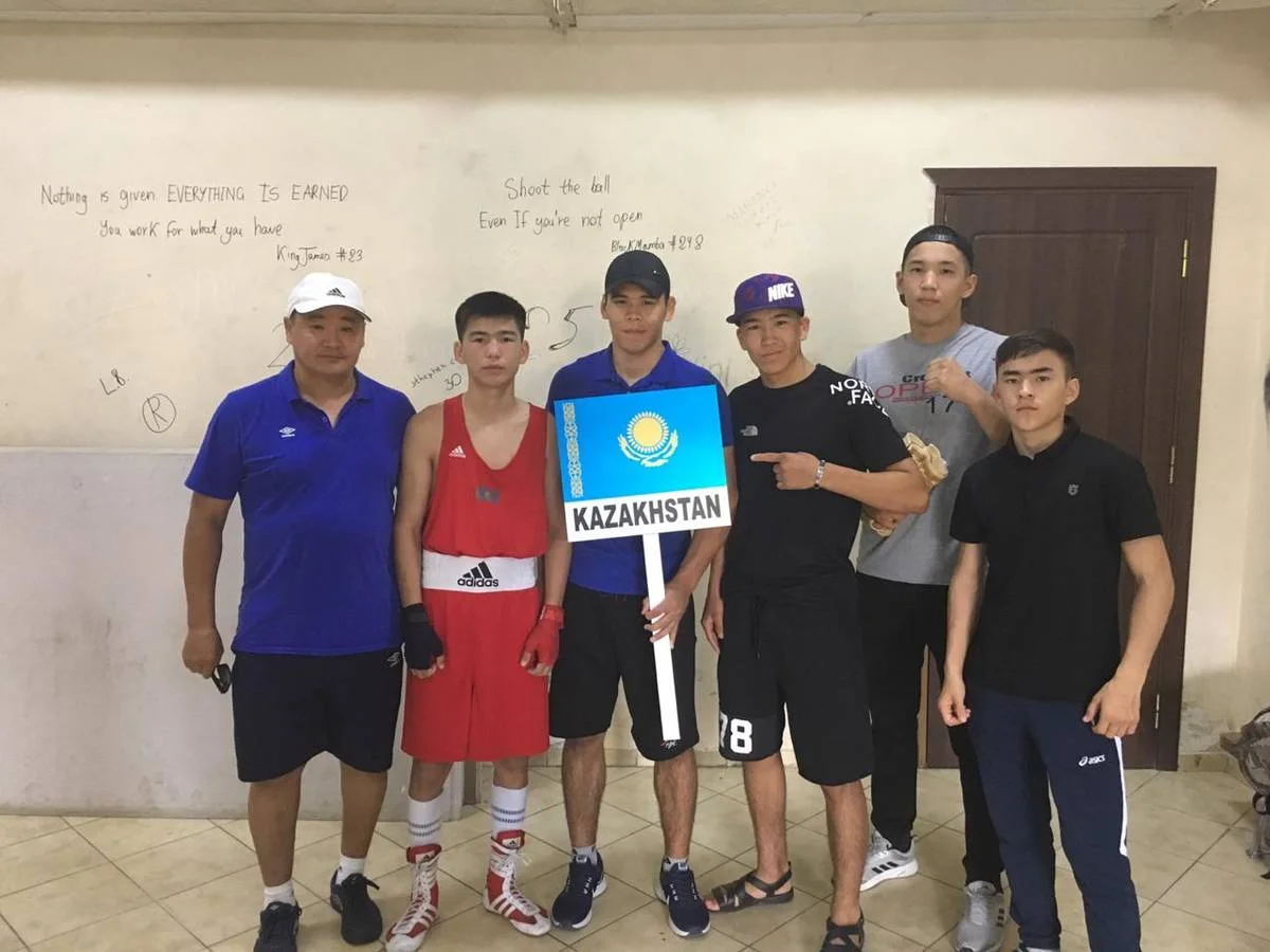 Победители турнира. Фото предоставлено пресс-службой федерации бокса Мангистауской области