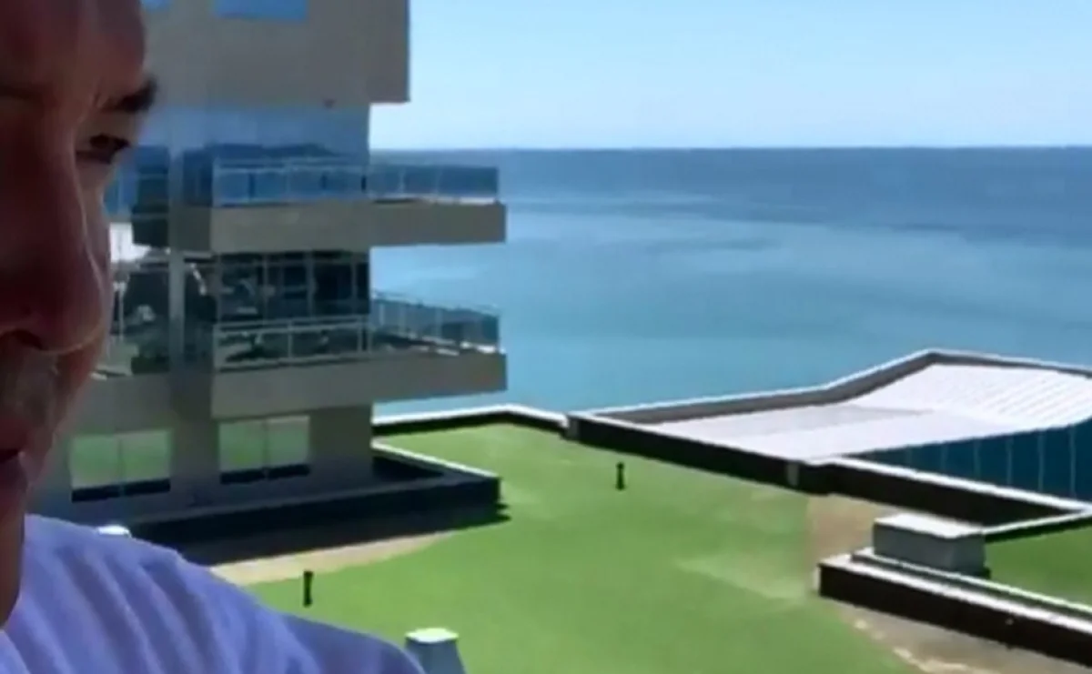 Саят Исембаев. Скриншот видеоролика