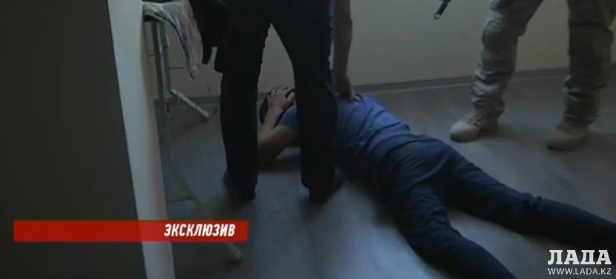 Иллюстративное фото||news_pic_more|<!--TBegin--><a href="https://www.lada.kz/uploads/posts/2019-07/1564466933_2233.jpg" onclick="return hs.expand(this)" ><img align="left" src="https://www.lada.kz/uploads/posts/2019-07/thumbs/1564466933_2233.jpg" alt='Спецоперация КНБ и МВД: Четыре особо опасные группировки обезвредили в Мангистау' title='Спецоперация КНБ и МВД: Четыре особо опасные группировки обезвредили в Мангистау'  /></a><!--TEnd--><br /><!--TBegin--><a href="https://www.lada.kz/uploads/posts/2019-07/1564466975_5689.jpg" onclick="return hs.expand(this)" ><img align="left" src="https://www.lada.kz/uploads/posts/2019-07/thumbs/1564466975_5689.jpg" alt='Спецоперация КНБ и МВД: Четыре особо опасные группировки обезвредили в Мангистау' title='Спецоперация КНБ и МВД: Четыре особо опасные группировки обезвредили в Мангистау'  /></a><!--TEnd--><br /><!--TBegin--><a href="https://www.lada.kz/uploads/posts/2019-07/1564466922_98798.jpg" onclick="return hs.expand(this)" ><img align="left" src="https://www.lada.kz/uploads/posts/2019-07/thumbs/1564466922_98798.jpg" alt='Спецоперация КНБ и МВД: Четыре особо опасные группировки обезвредили в Мангистау' title='Спецоперация КНБ и МВД: Четыре особо опасные группировки обезвредили в Мангистау'  /></a><!--TEnd--><br /><!--TBegin--><a href="https://www.lada.kz/uploads/posts/2019-07/1564466957_98989.jpg" onclick="return hs.expand(this)" ><img align="left" src="https://www.lada.kz/uploads/posts/2019-07/thumbs/1564466957_98989.jpg" alt='Спецоперация КНБ и МВД: Четыре особо опасные группировки обезвредили в Мангистау' title='Спецоперация КНБ и МВД: Четыре особо опасные группировки обезвредили в Мангистау'  /></a><!--TEnd-->