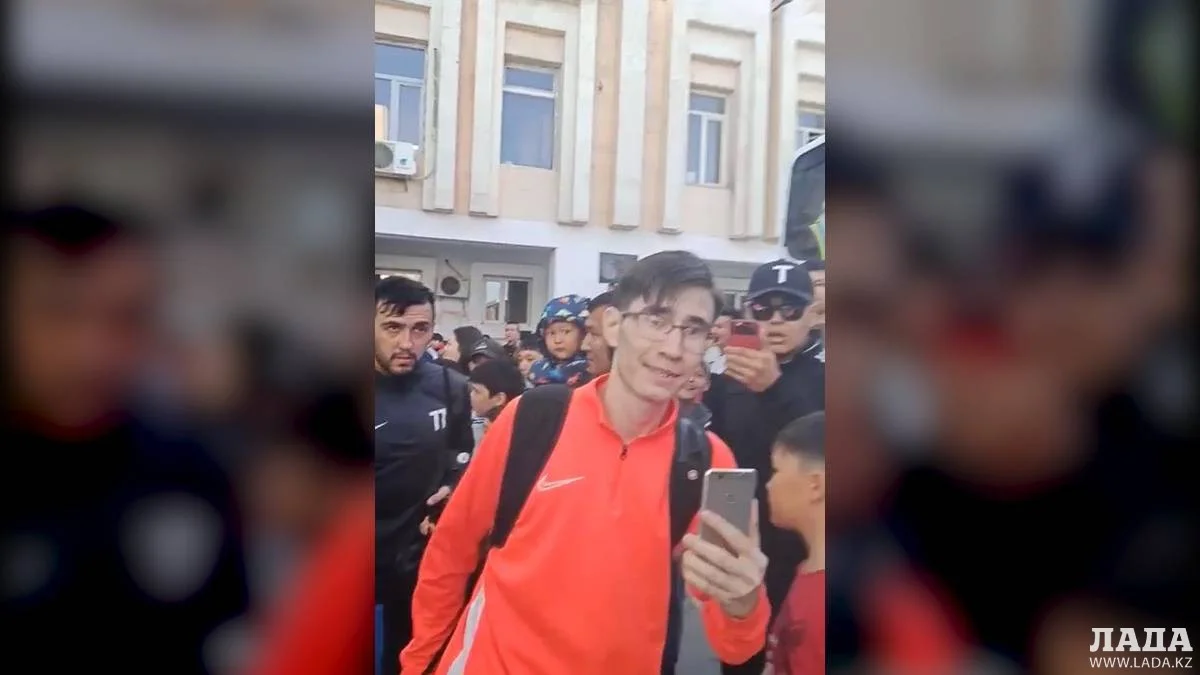 Скриншот видеоматериала