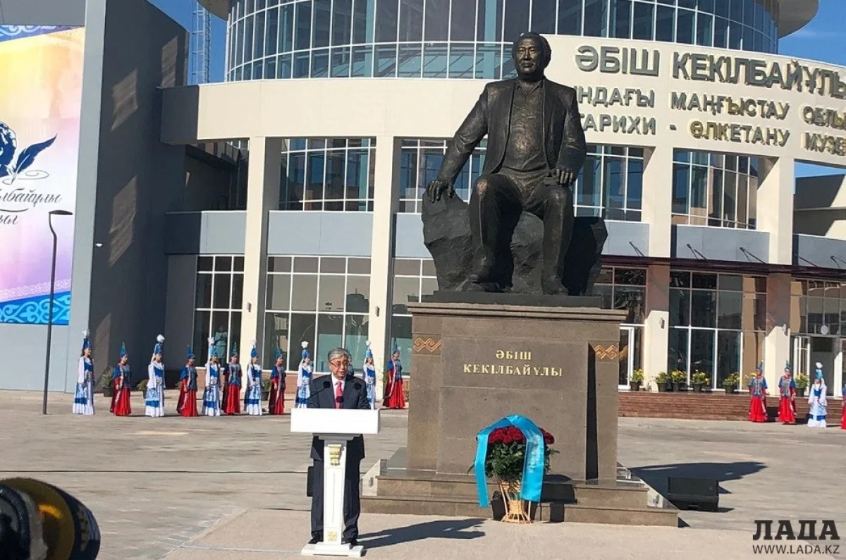 Касым-Жомарт Токаев на открытии центра