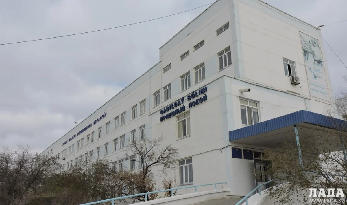 Здание АГПЦ. Фото автора