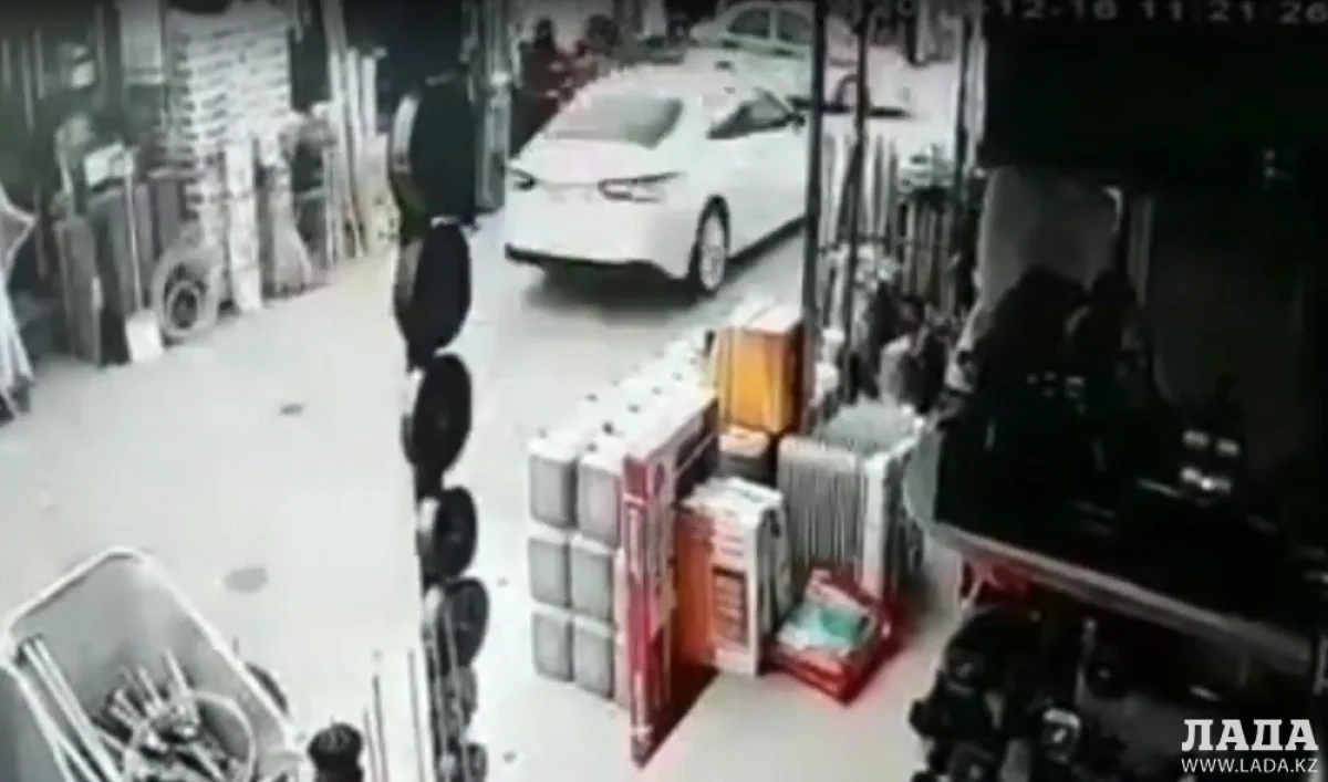 Скриншот видеоматериала