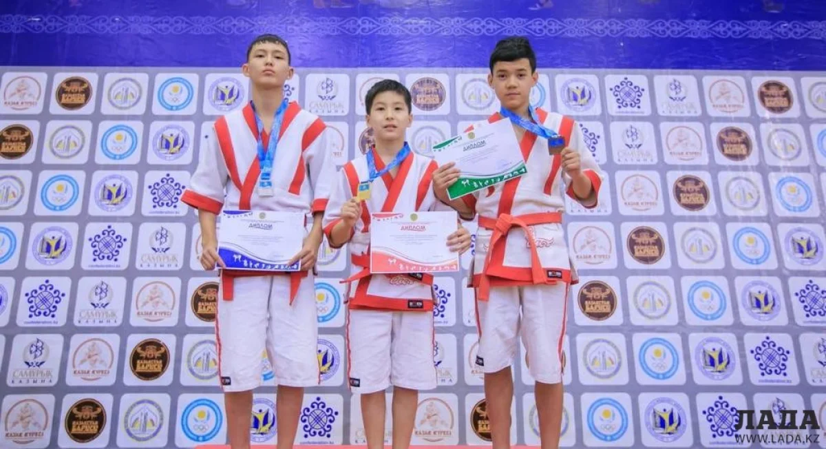 Шалкар Нурманбет, Диас Абыл и Олжас Бокай