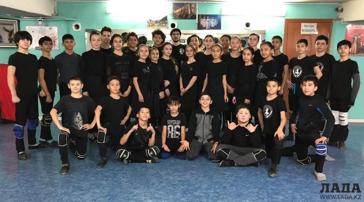 Коллектив КТ &quot;Шадвал&quot;. Фото А. Мустафаева