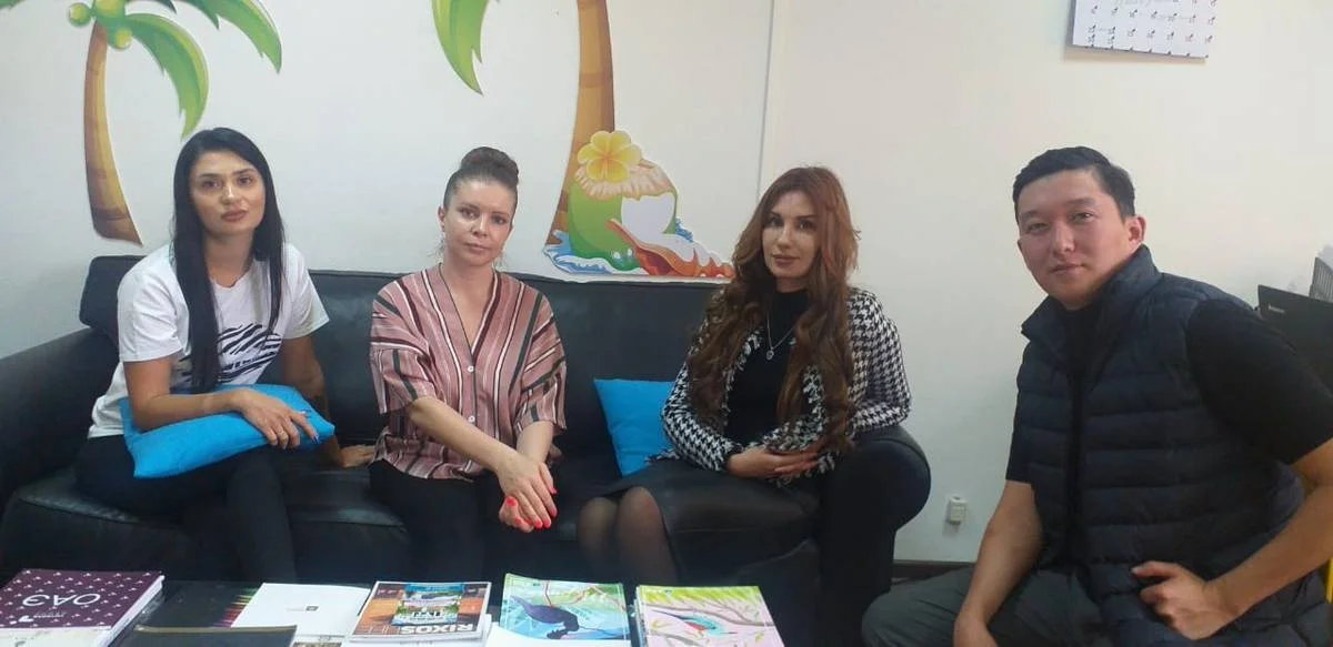 Руководители туристических агентств Актау. Фото автора