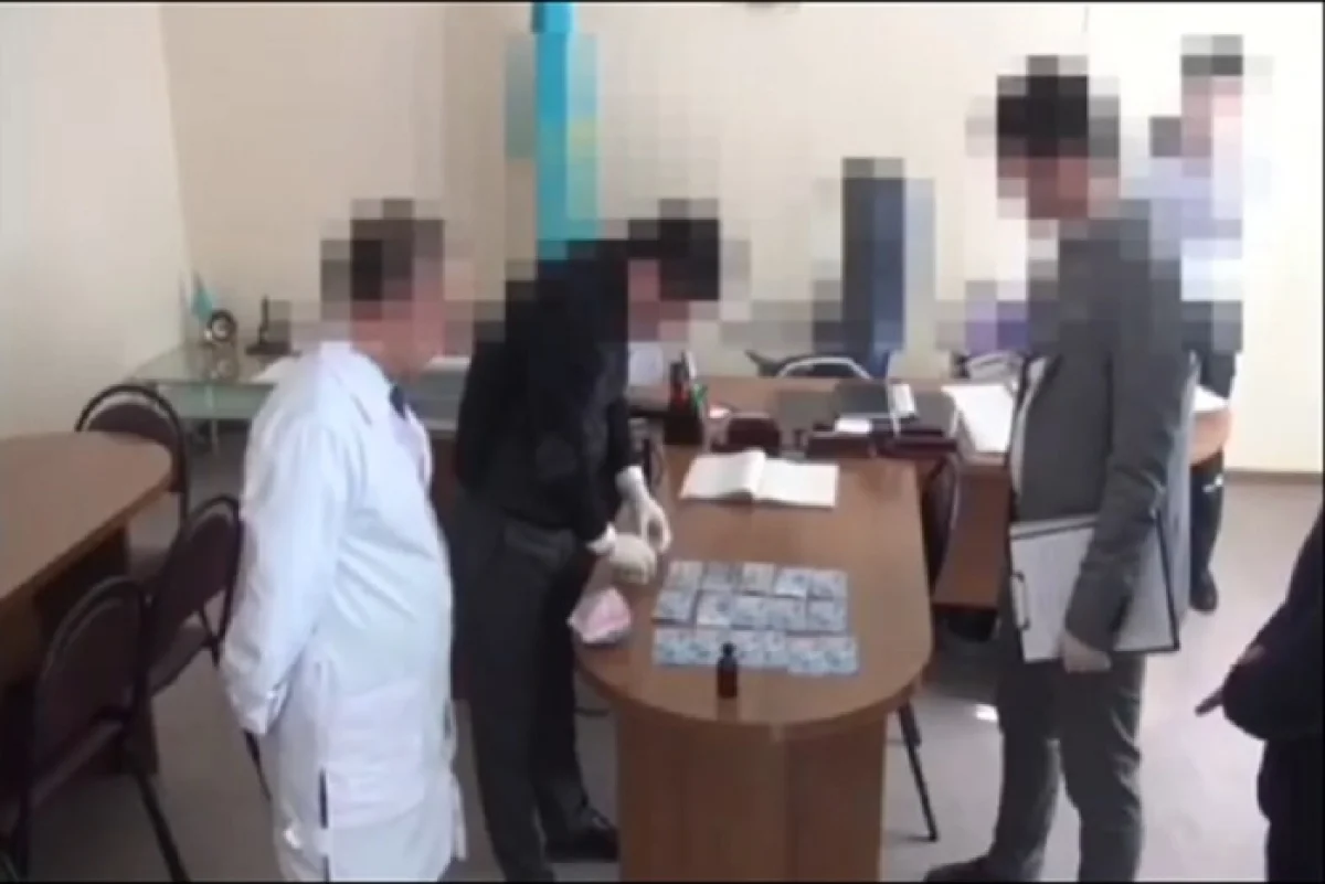 Скриншот видеоматериала из архива Lada.kz