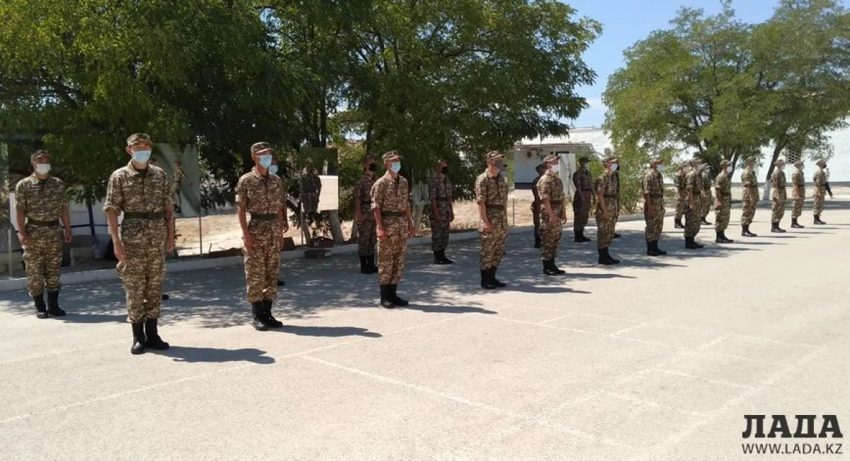 На призывном пункте. Фото предоставлено пресс-службой гарнизона