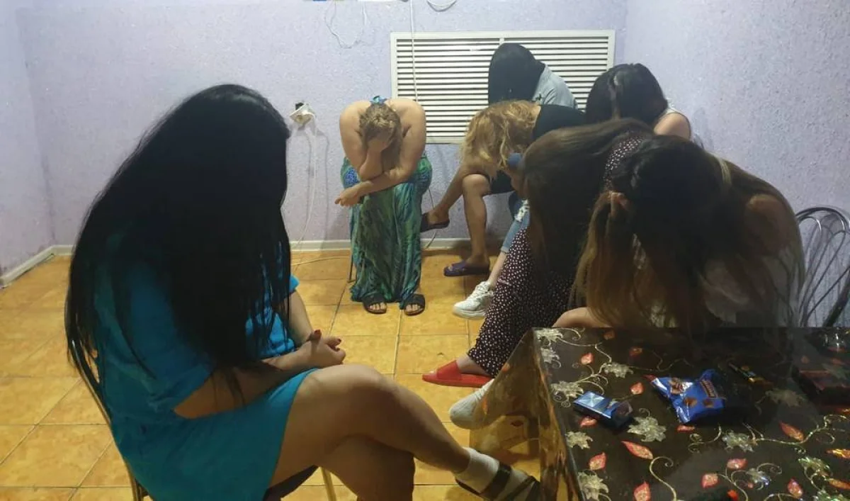 Задержанные жрицы любви. Фото предоставили в полиции