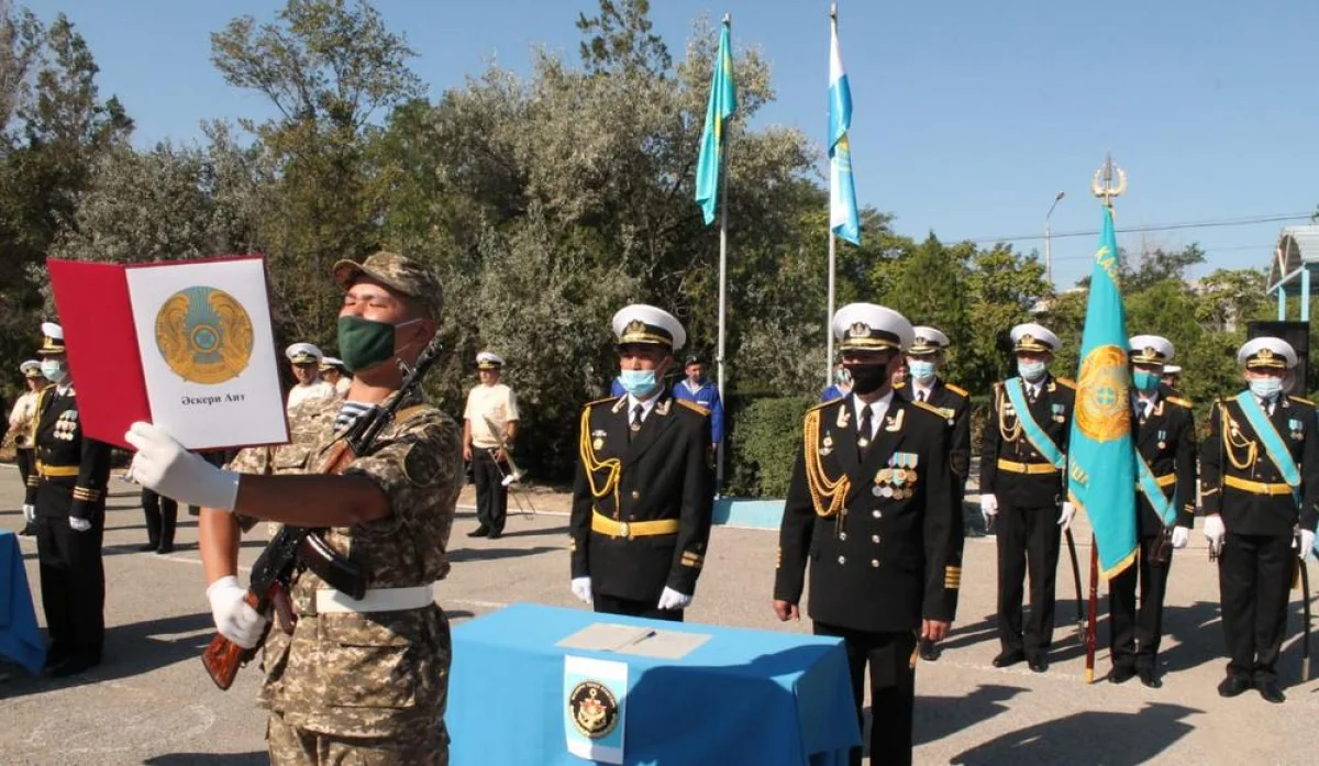Присяга на версность служения Отечеству. Фото Н.Шалабаева