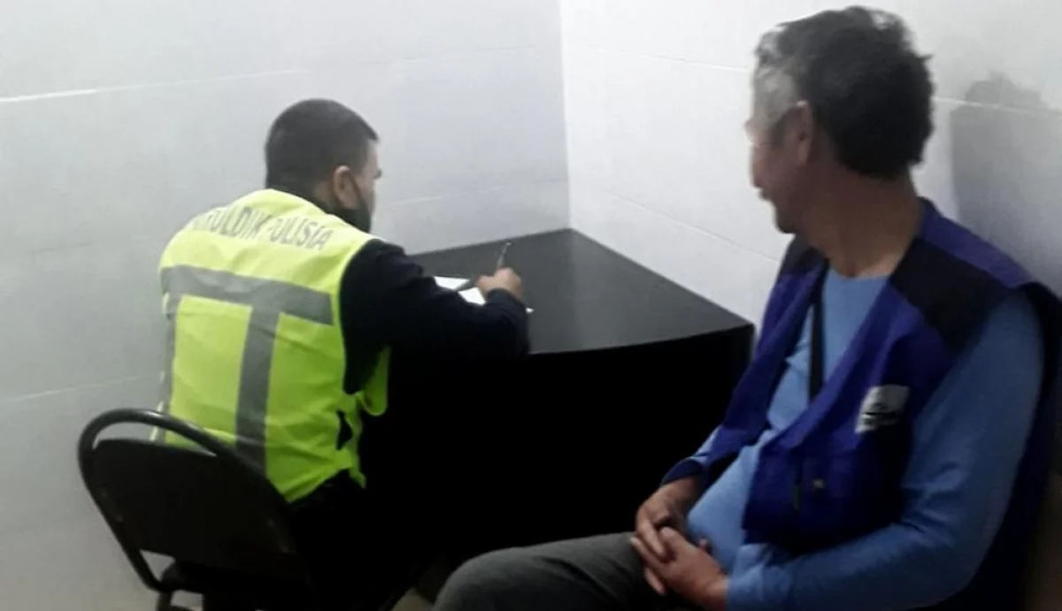 Задержанный водитель. Фото предоставили в пресс-службе департамента полиции Мангистауской области