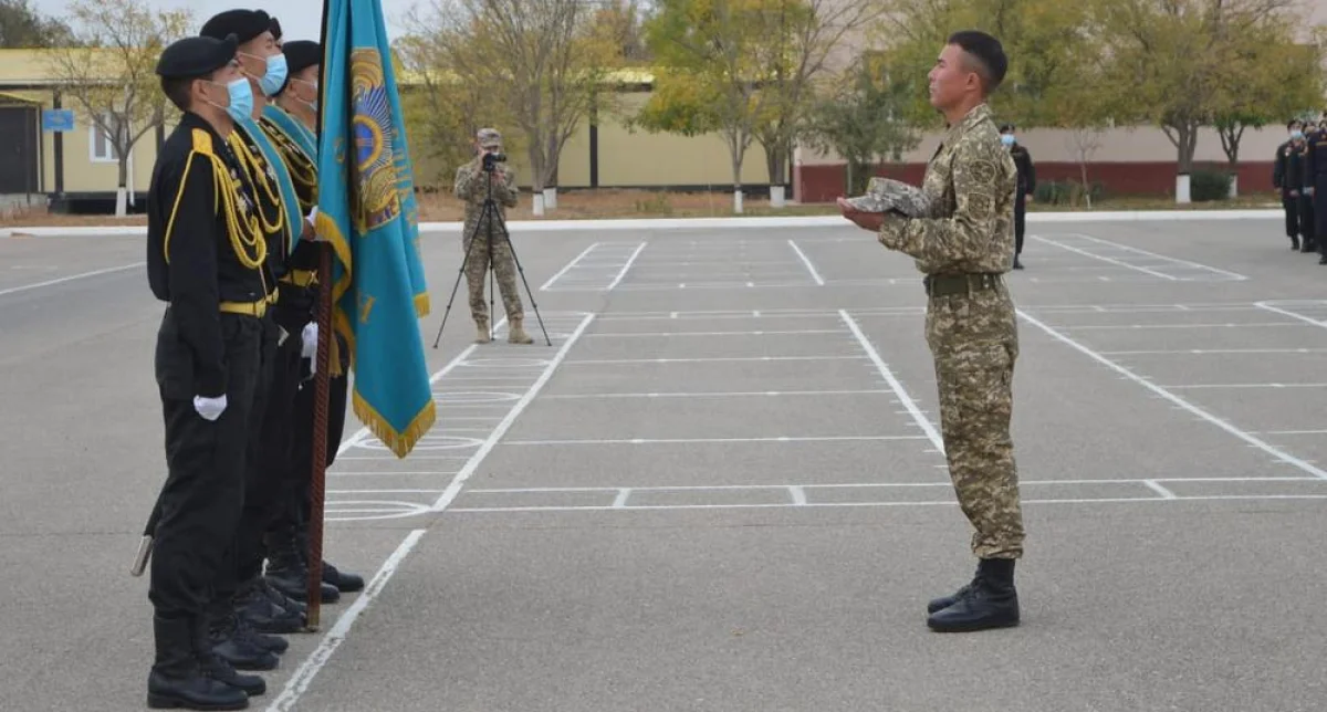 Церемония прощания с флагом. Фото предоставлено Н.Шалабаевым