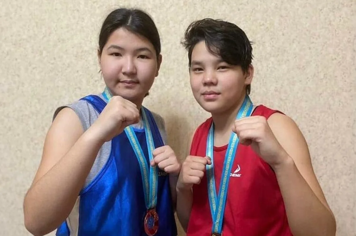 Победители турнира. Фото предоставлено пресс-службой Федерации бокса Мангистауской области