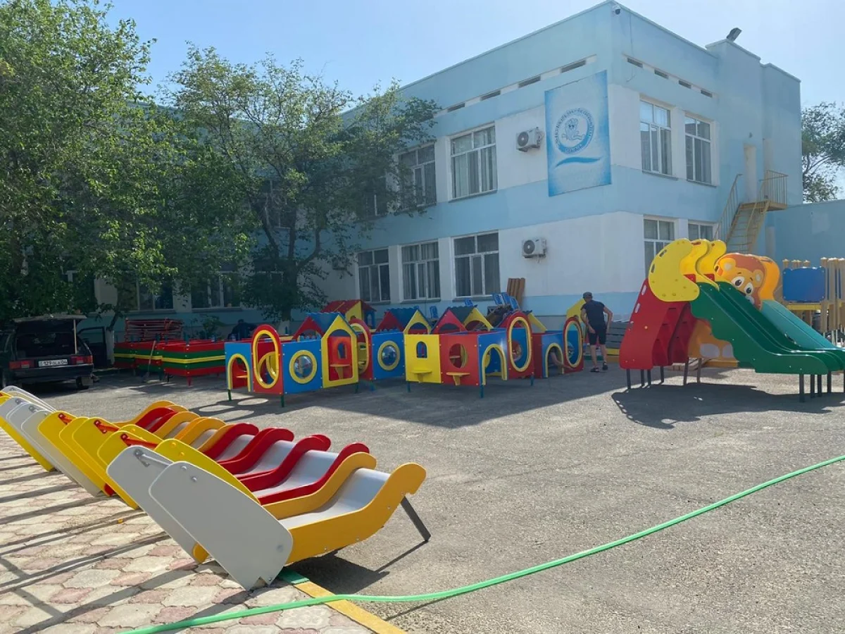 Фото предоставлено пресс-службой акима Актау||news_pic_more|<div align="center"><!--TBegin--><a href="https://www.lada.kz/uploads/posts/2021-02/1612950471_whatsapp-image-2021-02-10-at-13.00.34.jpeg" onclick="return hs.expand(this)" ><img src="https://www.lada.kz/uploads/posts/2021-02/thumbs/1612950471_whatsapp-image-2021-02-10-at-13.00.34.jpeg" alt='Детский сад в Актау признали лучшим в Казахстане' title='Детский сад в Актау признали лучшим в Казахстане'  /></a><!--TEnd--></div><br /><div align="center"><!--TBegin--><a href="https://www.lada.kz/uploads/posts/2021-02/1612950557_whatsapp-image-2021-02-10-at-13.00.34-1.jpeg" onclick="return hs.expand(this)" ><img src="https://www.lada.kz/uploads/posts/2021-02/thumbs/1612950557_whatsapp-image-2021-02-10-at-13.00.34-1.jpeg" alt='Детский сад в Актау признали лучшим в Казахстане' title='Детский сад в Актау признали лучшим в Казахстане'  /></a><!--TEnd--></div><br /><div align="center"><!--TBegin--><a href="https://www.lada.kz/uploads/posts/2021-02/1612950487_whatsapp-image-2021-02-10-at-13.00.35.jpeg" onclick="return hs.expand(this)" ><img src="https://www.lada.kz/uploads/posts/2021-02/thumbs/1612950487_whatsapp-image-2021-02-10-at-13.00.35.jpeg" alt='Детский сад в Актау признали лучшим в Казахстане' title='Детский сад в Актау признали лучшим в Казахстане'  /></a><!--TEnd--></div><br /><div align="center"><!--TBegin--><a href="https://www.lada.kz/uploads/posts/2021-02/1612950513_whatsapp-image-2021-02-10-at-13.00.38.jpeg" onclick="return hs.expand(this)" ><img src="https://www.lada.kz/uploads/posts/2021-02/thumbs/1612950513_whatsapp-image-2021-02-10-at-13.00.38.jpeg" alt='Детский сад в Актау признали лучшим в Казахстане' title='Детский сад в Актау признали лучшим в Казахстане'  /></a><!--TEnd--></div>