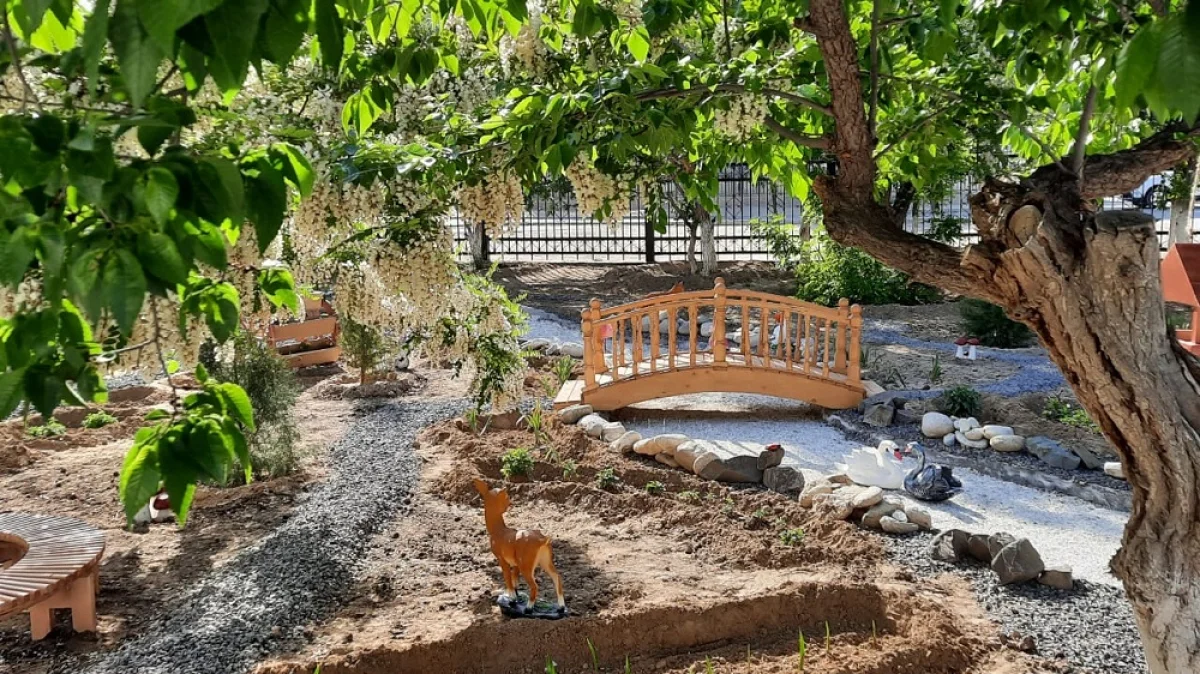 Фото предоставила Альбина Кенжегараева||news_pic_more|<div align="center"><!--TBegin--><a href="https://www.lada.kz/uploads/posts/2021-05/1621245313_whatsapp-image-2021-05-14-at-18.44.30.jpeg" onclick="return hs.expand(this)" ><img src="https://www.lada.kz/uploads/posts/2021-05/thumbs/1621245313_whatsapp-image-2021-05-14-at-18.44.30.jpeg" alt='Помогите защитить красоту! Вандалы повредили площадку в детском саду в 11 микрорайоне Актау' title='Помогите защитить красоту! Вандалы повредили площадку в детском саду в 11 микрорайоне Актау'  /></a><!--TEnd--></div><br /><div align="center"><!--TBegin--><a href="https://www.lada.kz/uploads/posts/2021-05/1621245367_whatsapp-image-2021-05-14-at-18.44.29.jpeg" onclick="return hs.expand(this)" ><img src="https://www.lada.kz/uploads/posts/2021-05/thumbs/1621245367_whatsapp-image-2021-05-14-at-18.44.29.jpeg" alt='Помогите защитить красоту! Вандалы повредили площадку в детском саду в 11 микрорайоне Актау' title='Помогите защитить красоту! Вандалы повредили площадку в детском саду в 11 микрорайоне Актау'  /></a><!--TEnd--></div><br /><div align="center"><!--TBegin--><a href="https://www.lada.kz/uploads/posts/2021-05/1621245381_whatsapp-image-2021-05-14-at-18.44.28-1.jpeg" onclick="return hs.expand(this)" ><img src="https://www.lada.kz/uploads/posts/2021-05/thumbs/1621245381_whatsapp-image-2021-05-14-at-18.44.28-1.jpeg" alt='Помогите защитить красоту! Вандалы повредили площадку в детском саду в 11 микрорайоне Актау' title='Помогите защитить красоту! Вандалы повредили площадку в детском саду в 11 микрорайоне Актау'  /></a><!--TEnd--></div><br /><div align="center"><!--TBegin--><a href="https://www.lada.kz/uploads/posts/2021-05/1621245361_whatsapp-image-2021-05-14-at-18.44.28.jpeg" onclick="return hs.expand(this)" ><img src="https://www.lada.kz/uploads/posts/2021-05/thumbs/1621245361_whatsapp-image-2021-05-14-at-18.44.28.jpeg" alt='Помогите защитить красоту! Вандалы повредили площадку в детском саду в 11 микрорайоне Актау' title='Помогите защитить красоту! Вандалы повредили площадку в детском саду в 11 микрорайоне Актау'  /></a><!--TEnd--></div><br /><div align="center"><!--TBegin--><a href="https://www.lada.kz/uploads/posts/2021-05/1621245333_whatsapp-image-2021-05-14-at-18.44.25.jpeg" onclick="return hs.expand(this)" ><img src="https://www.lada.kz/uploads/posts/2021-05/thumbs/1621245333_whatsapp-image-2021-05-14-at-18.44.25.jpeg" alt='Помогите защитить красоту! Вандалы повредили площадку в детском саду в 11 микрорайоне Актау' title='Помогите защитить красоту! Вандалы повредили площадку в детском саду в 11 микрорайоне Актау'  /></a><!--TEnd--></div><br /><div align="center"><!--TBegin--><a href="https://www.lada.kz/uploads/posts/2021-05/1621245394_whatsapp-image-2021-05-14-at-18.43.54.jpeg" onclick="return hs.expand(this)" ><img src="https://www.lada.kz/uploads/posts/2021-05/thumbs/1621245394_whatsapp-image-2021-05-14-at-18.43.54.jpeg" alt='Помогите защитить красоту! Вандалы повредили площадку в детском саду в 11 микрорайоне Актау' title='Помогите защитить красоту! Вандалы повредили площадку в детском саду в 11 микрорайоне Актау'  /></a><!--TEnd--></div><br /><div align="center"><!--TBegin--><a href="https://www.lada.kz/uploads/posts/2021-05/1621245394_whatsapp-image-2021-05-14-at-18.43.53.jpeg" onclick="return hs.expand(this)" ><img src="https://www.lada.kz/uploads/posts/2021-05/thumbs/1621245394_whatsapp-image-2021-05-14-at-18.43.53.jpeg" alt='Помогите защитить красоту! Вандалы повредили площадку в детском саду в 11 микрорайоне Актау' title='Помогите защитить красоту! Вандалы повредили площадку в детском саду в 11 микрорайоне Актау'  /></a><!--TEnd--></div>