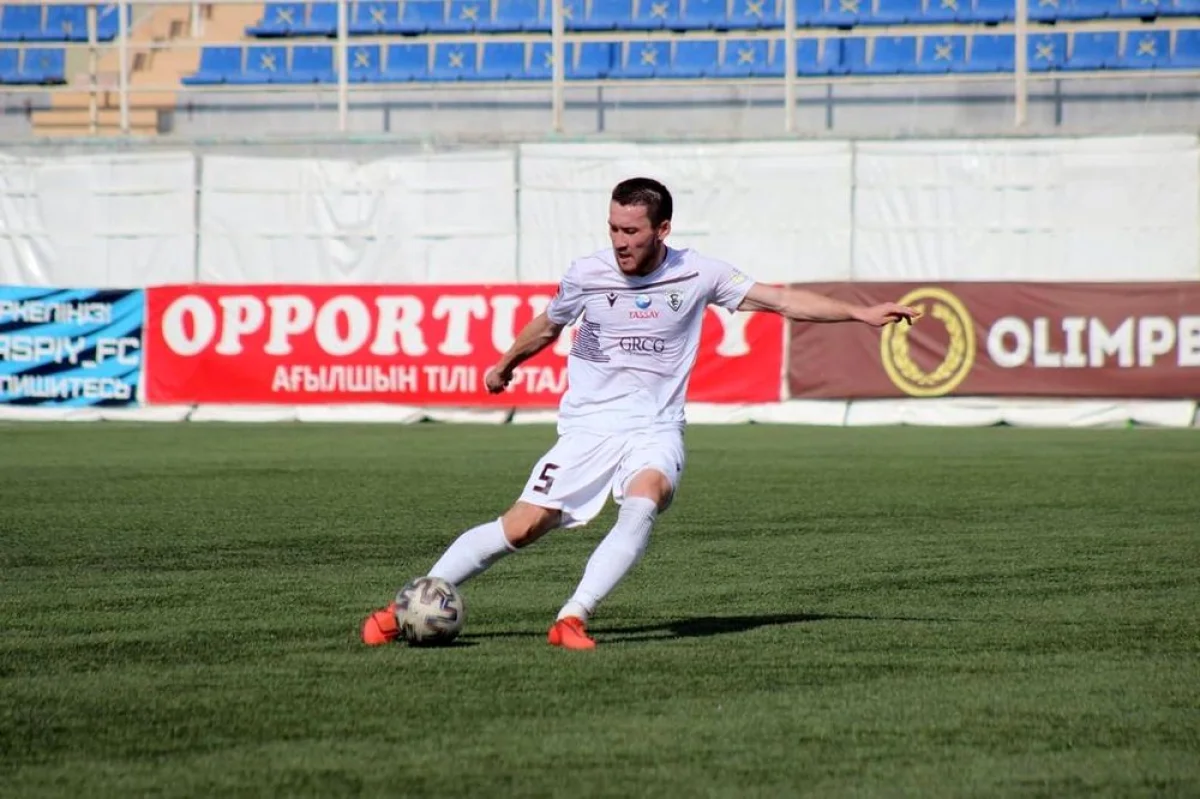 Фото со страницы футбольного клуба «Каспий» в Instagram