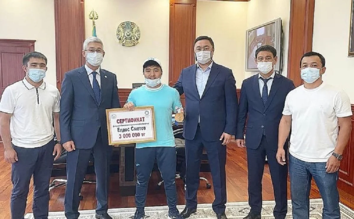 Елдос Сметов с акимом Мангистауской области||news_pic_more|<!--TBegin--><a href="https://www.lada.kz/uploads/posts/2021-08/1629737498_dvhtjheodsk.jpg" onclick="return hs.expand(this)" ><img align="left" src="https://www.lada.kz/uploads/posts/2021-08/thumbs/1629737498_dvhtjheodsk.jpg" alt='Три миллиона тенге, квартиру в Актау и участок в районе «Rixos» подарили призёру олимпийских игр в Токио' title='Три миллиона тенге, квартиру в Актау и участок в районе «Rixos» подарили призёру олимпийских игр в Токио'  /></a><!--TEnd--><br /><!--TBegin--><a href="https://www.lada.kz/uploads/posts/2021-08/1629737479_u5cnrhc7ave.jpg" onclick="return hs.expand(this)" ><img align="left" src="https://www.lada.kz/uploads/posts/2021-08/thumbs/1629737479_u5cnrhc7ave.jpg" alt='Три миллиона тенге, квартиру в Актау и участок в районе «Rixos» подарили призёру олимпийских игр в Токио' title='Три миллиона тенге, квартиру в Актау и участок в районе «Rixos» подарили призёру олимпийских игр в Токио'  /></a><!--TEnd-->