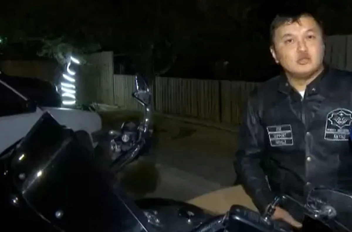 Мотоциклист Куаныш Нурекенов. Кадр видео