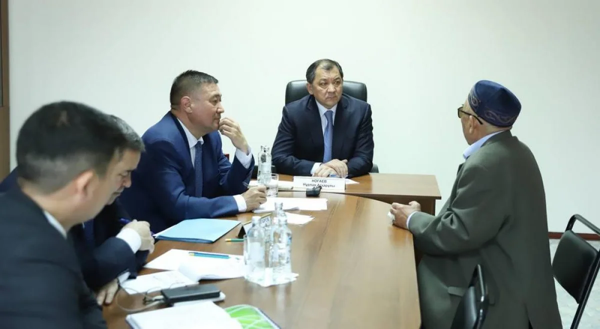 Личный приём граждан в Жанаозене. Фото предоставили в областном акимате