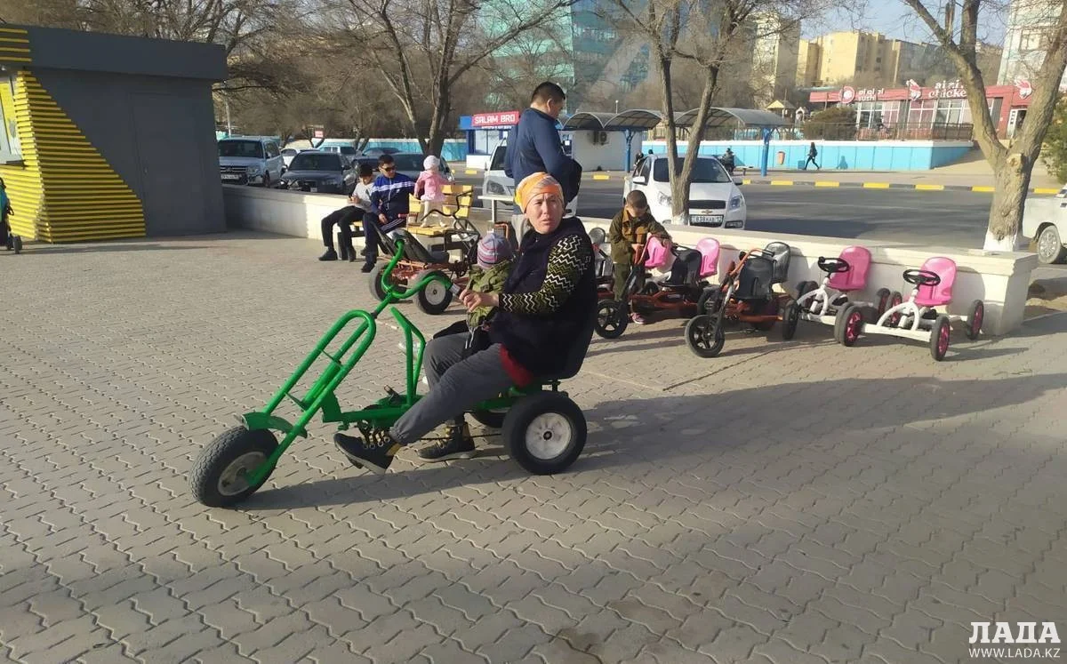 Набережная 14 микрорайона Актау. Фото Рашида Исмагилова