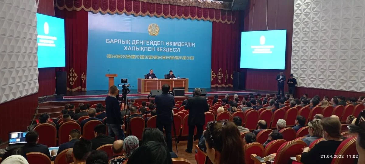 Встреча с населением. Фото автора