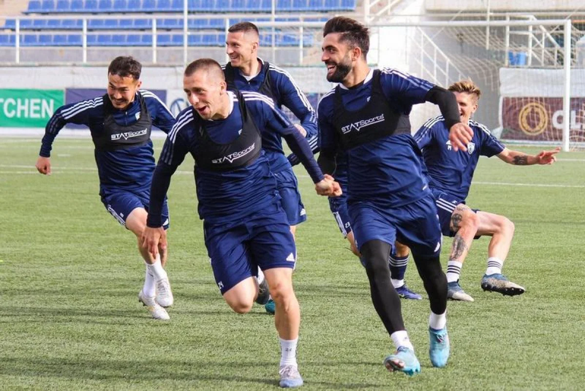 Тренировочный процесс перед матчем. Фото пресс-службы «Каспия»