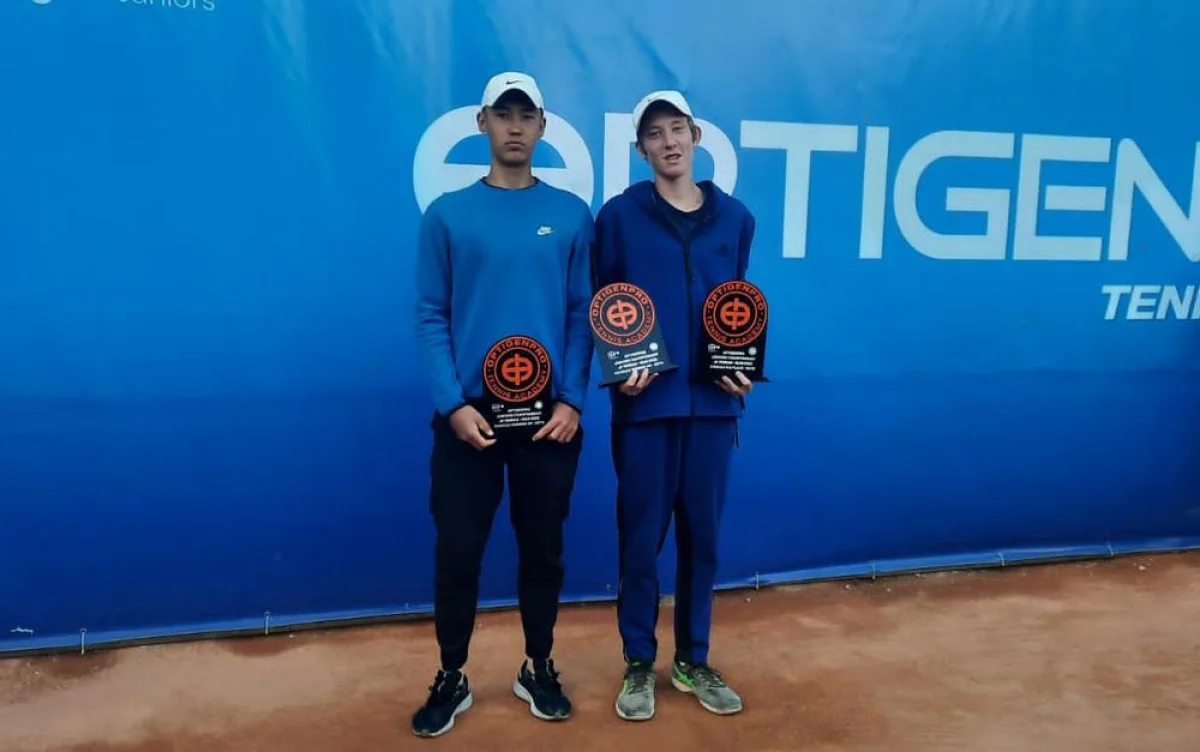 Арсланбек Айткулов и Даниал Рахматуллаев. Фото предоставил Берекет Жанибеков