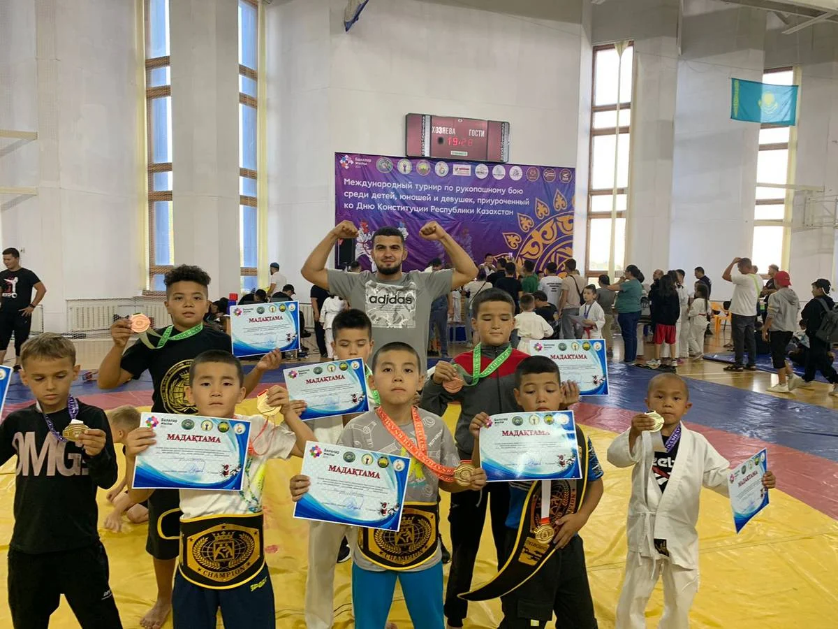 Фото участников турнира