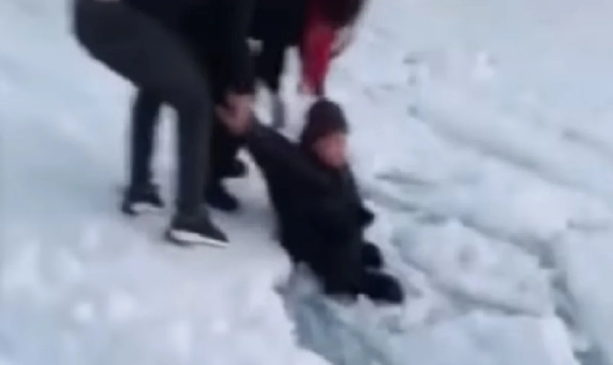 Кадр видео