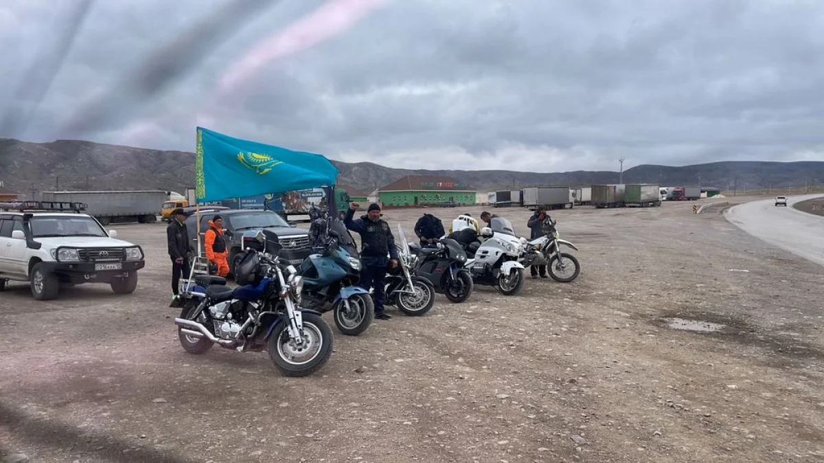 Колонну встретили в селе Жармыш