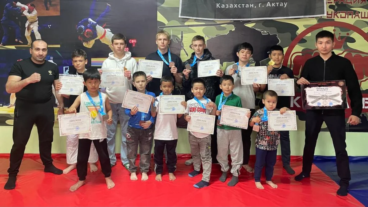 Фото участников турнира