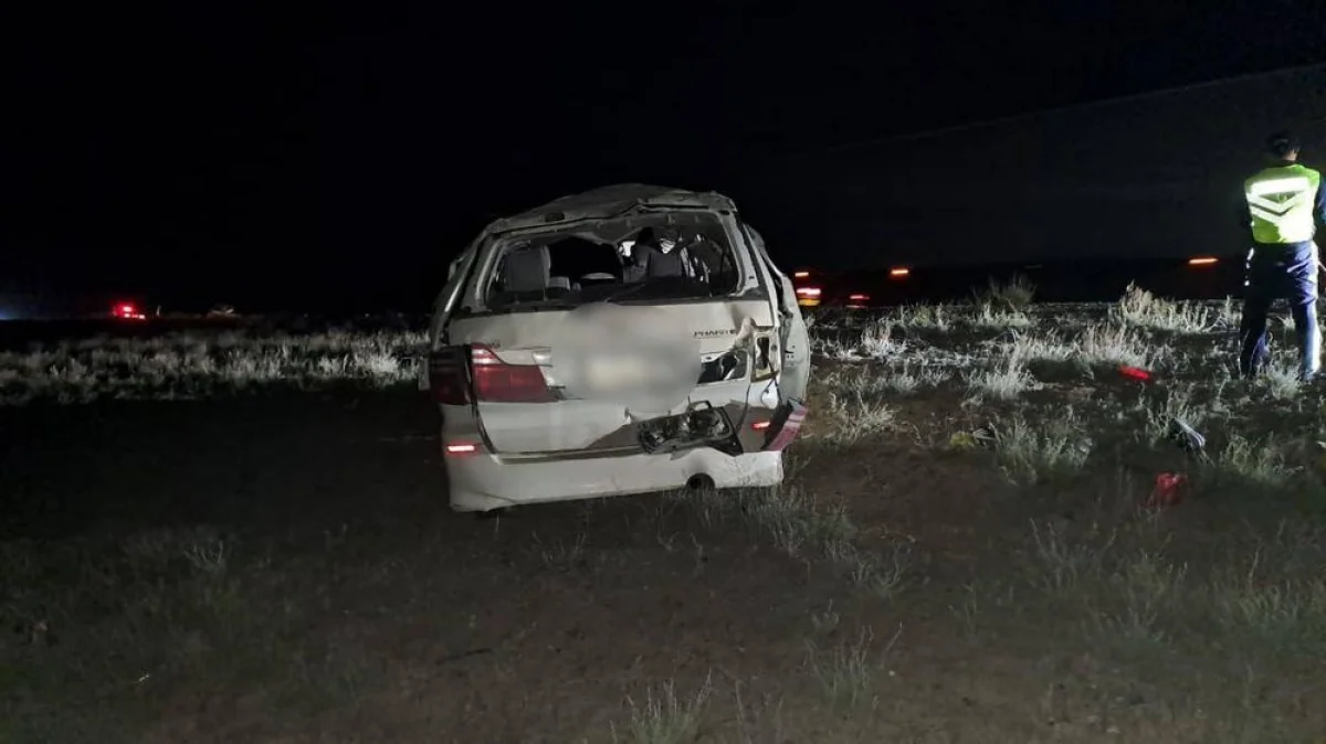 Перевернувшаяся Toyota Alphard