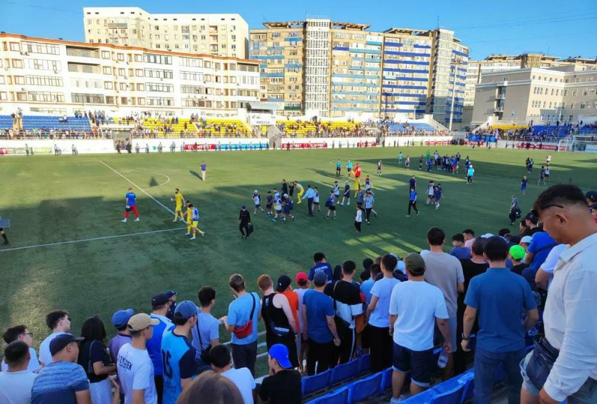 Матч «Каспий»-«Астана». Фото автора