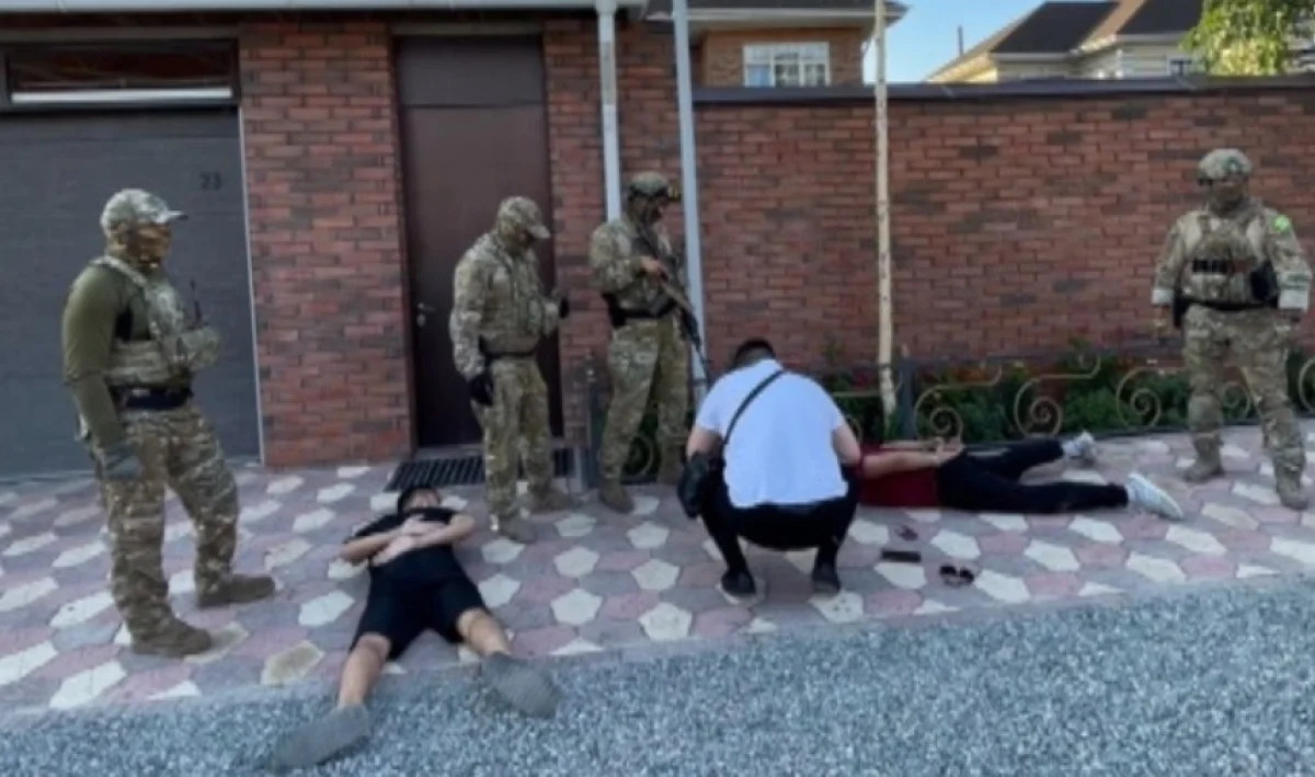 Задержание. Фото пресс-службы ГКНБ КР.