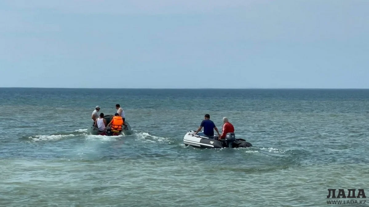 Поиски рыбака. Фото предоставили в акимате Каракиянского района