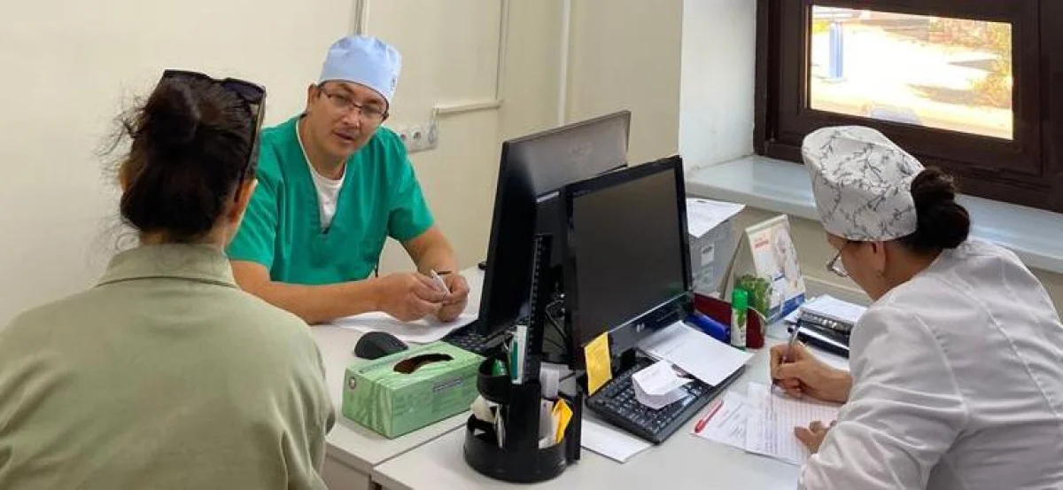 Приём у врача. Фото предоставлено пресс-службой онкоцентра