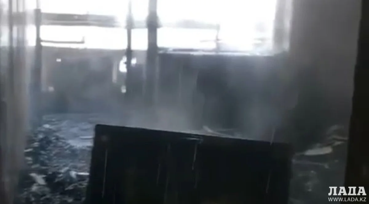 кадр из видео