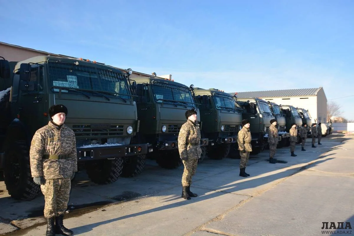 Новая военная техника. Фото предоставил Н.Шалабаев