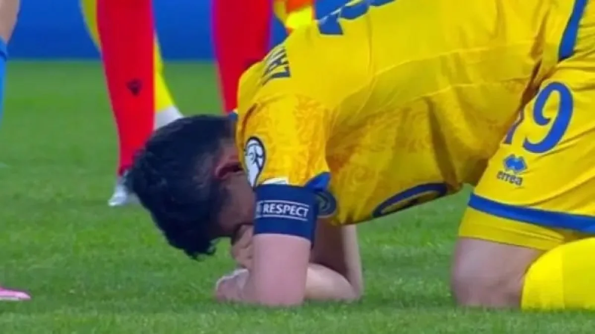 кадр из видео