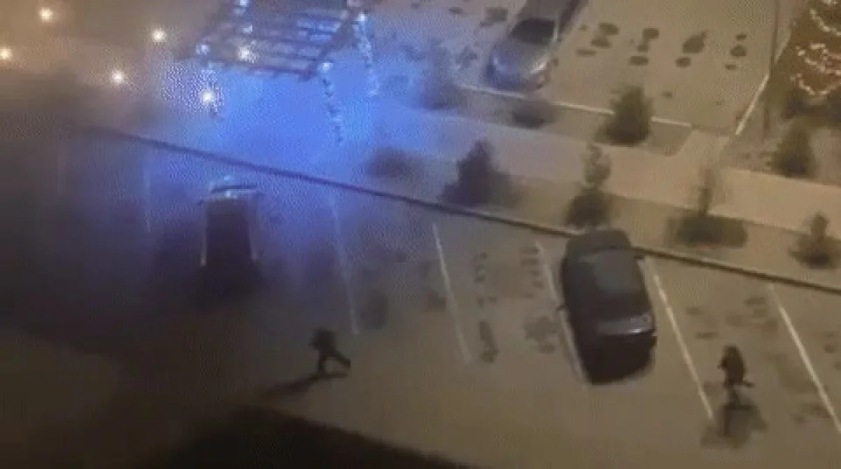 кадр из видео