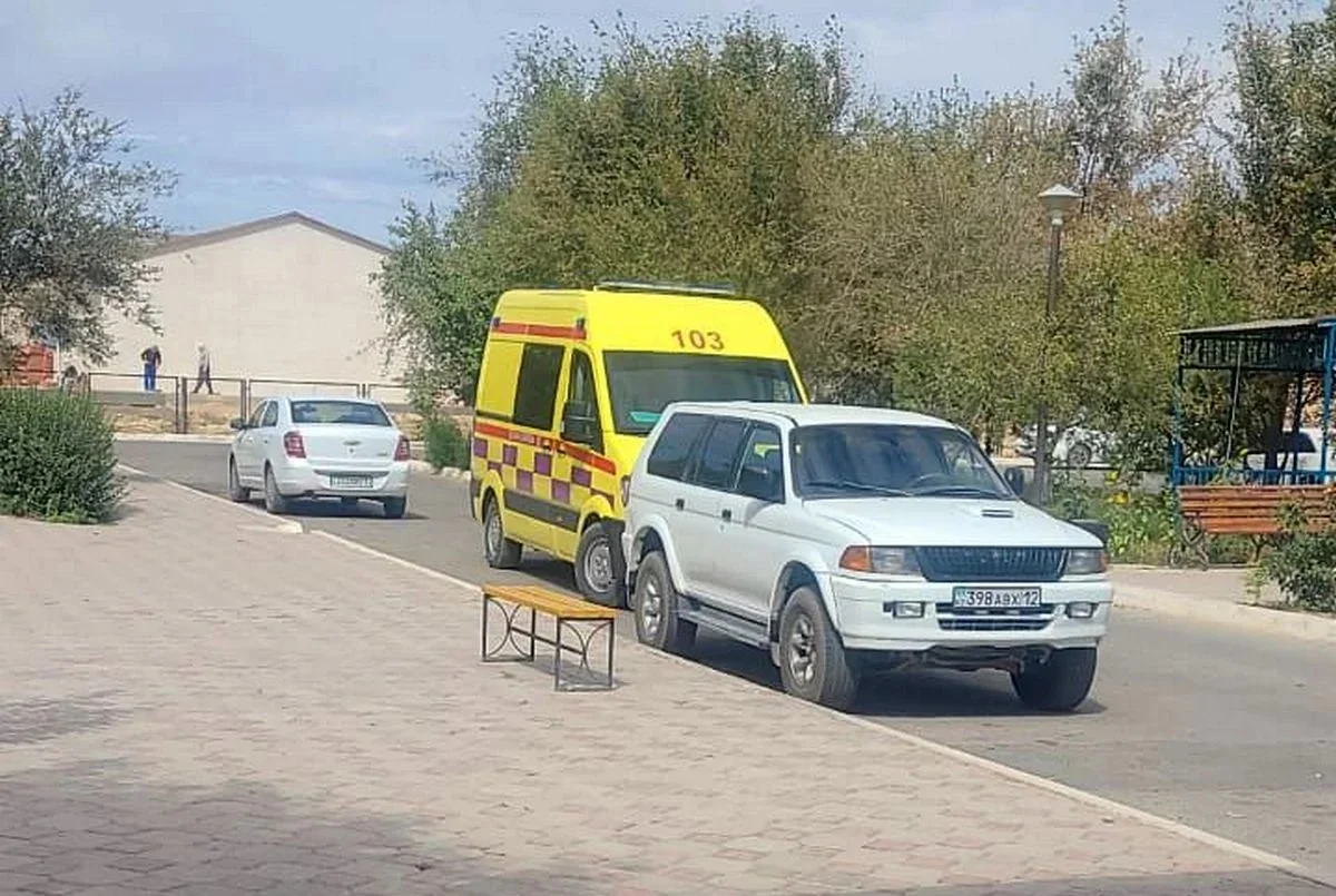 Больница в селе Мангистау. Фото жителя села Бесшокы