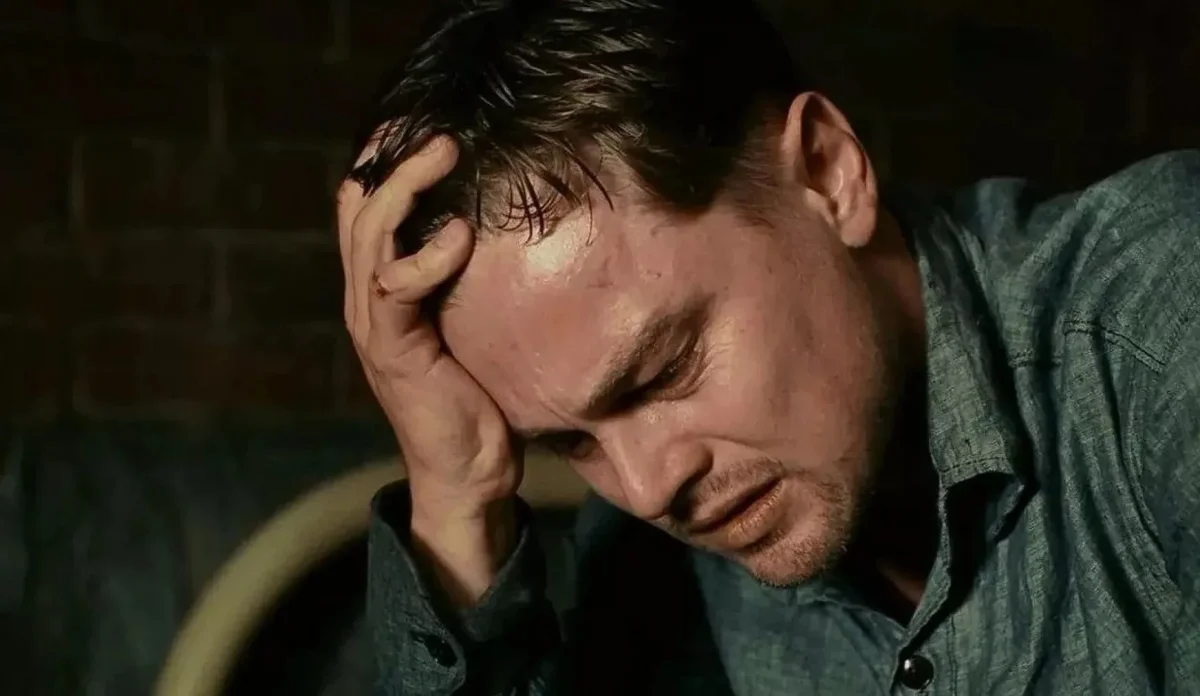 Фото: кадр из фильма "Остров проклятых" (18+)