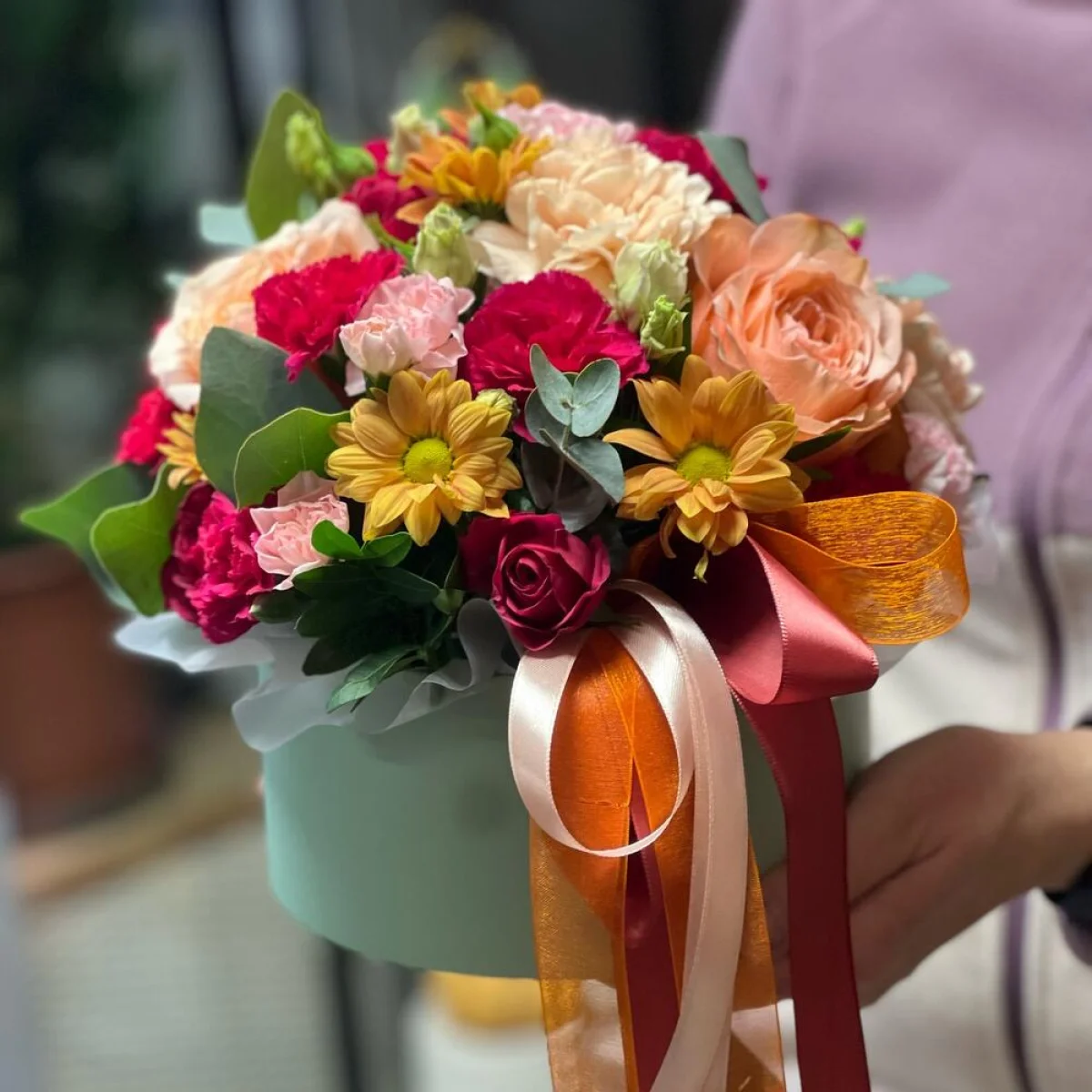 Когда и какие цветы заказывать в Астане? Гид по сезонным букетам