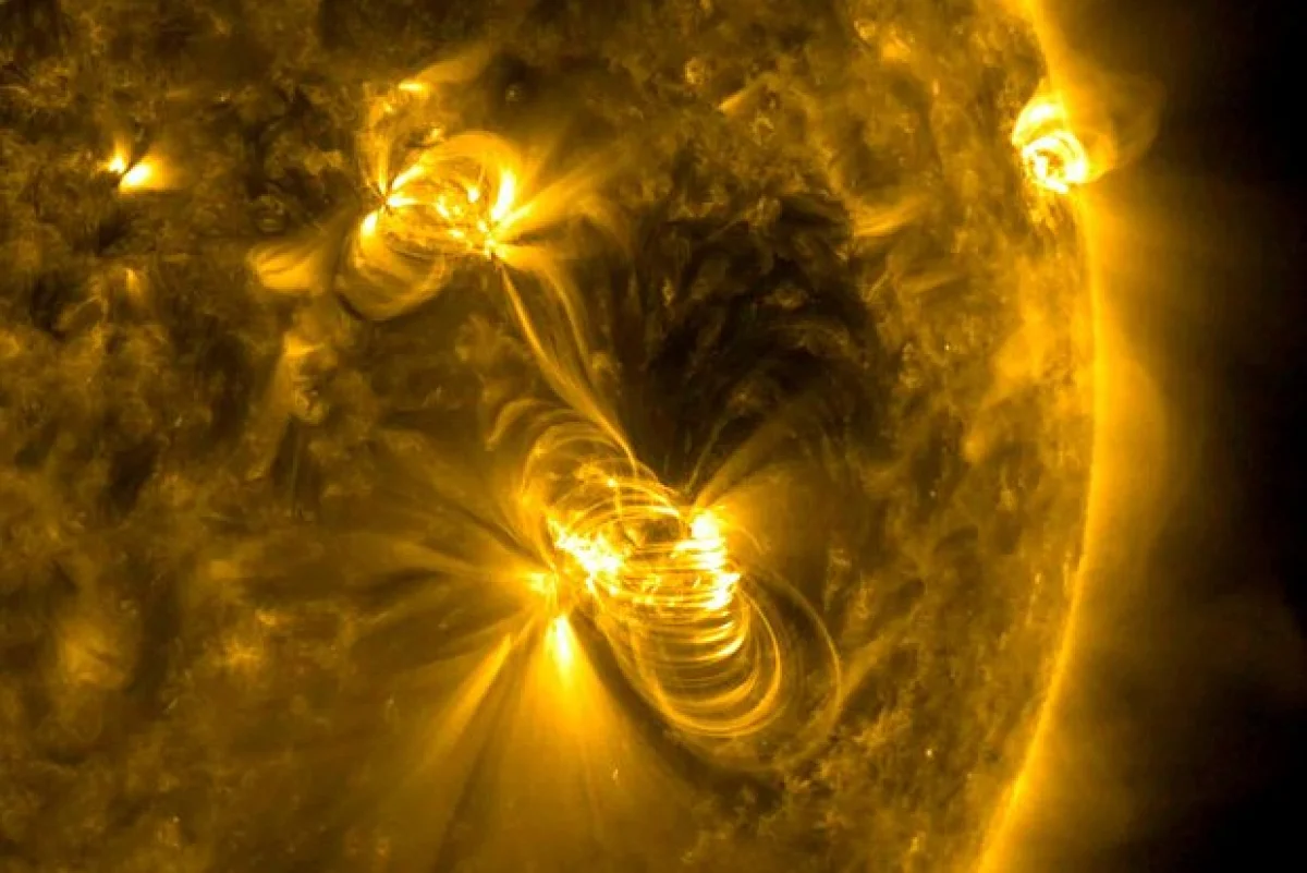 Фото: NASA / GSFC / Solar Dynamics Observatory / Handout via Reuters